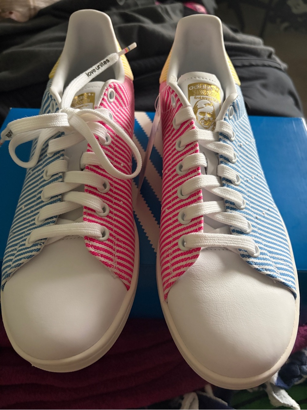 Adidas Stan Smith Pride Sneakers
